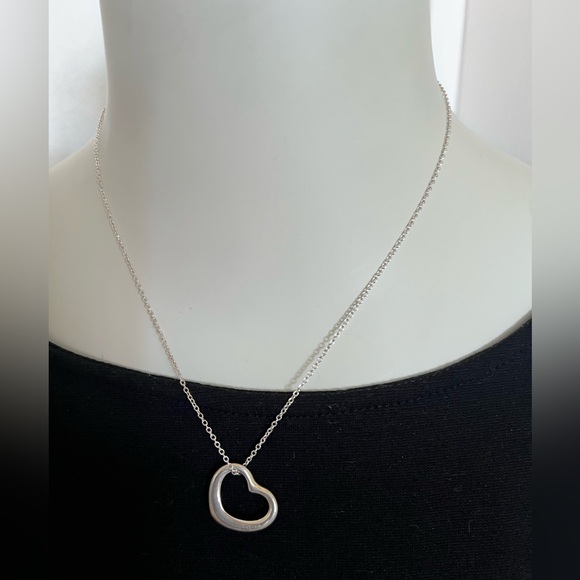 Authentic Preloved Tiffany & Co. Open Heart PERETTI...